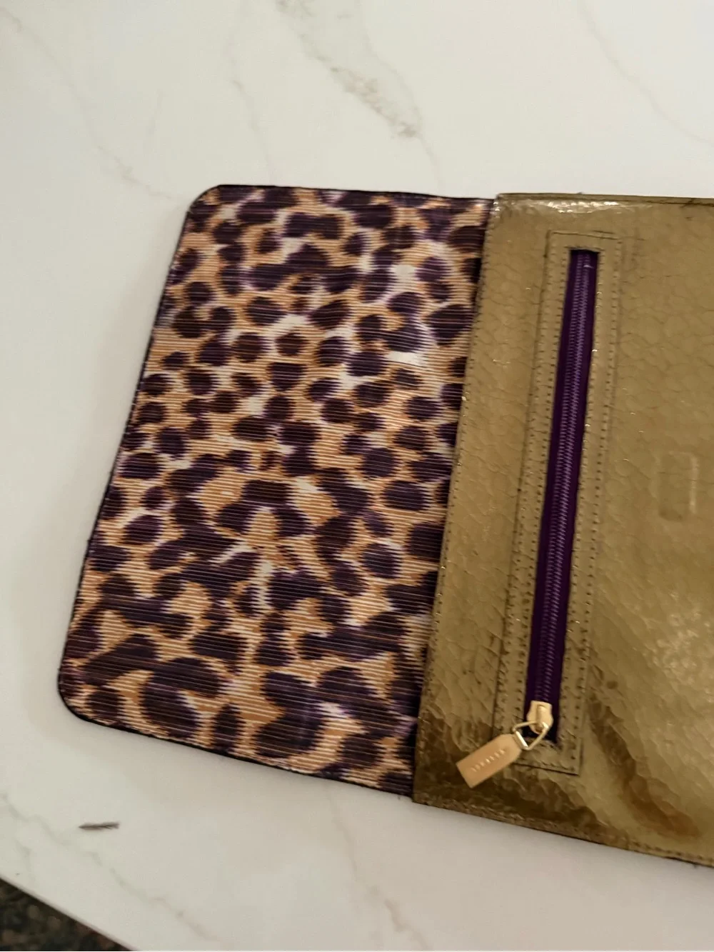 Kestrel stylish gold